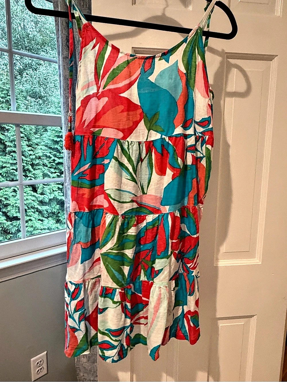 C&C California Floral Tiered Mini Dress in Red & Blue Size Small
